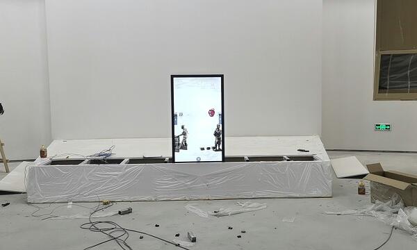 液晶拼接屏靈活拼接，高清展示，為企業(yè)帶來(lái)感官的提升，王牌科技拼接屏入駐廣東某科技公司